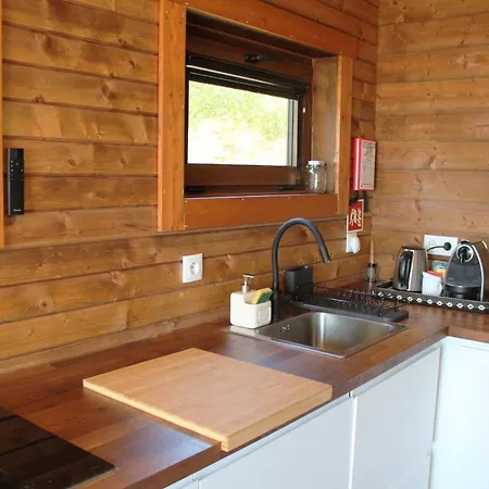 Appartamento Cozy Cabin, Tuck Between Sintra Mountains & Atlantic Ocean *